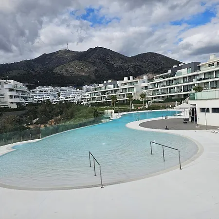 Sea View Flat In Higueron West Fuengirola