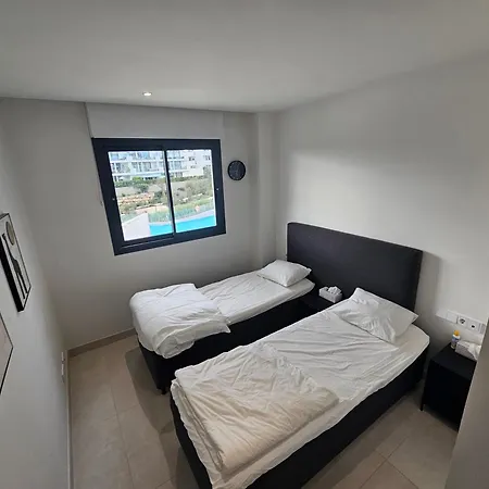 Sea View Flat In Higueron West Fuengirola